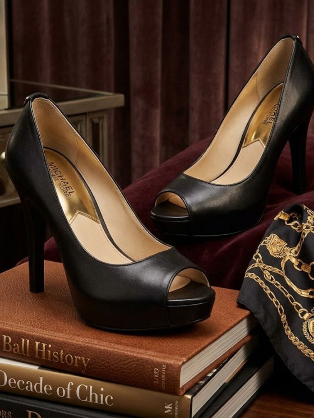 *MichaelKors* Open Toe Pump